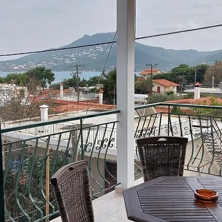 Elena'S Family House Apartment Artemida  Exterior photo